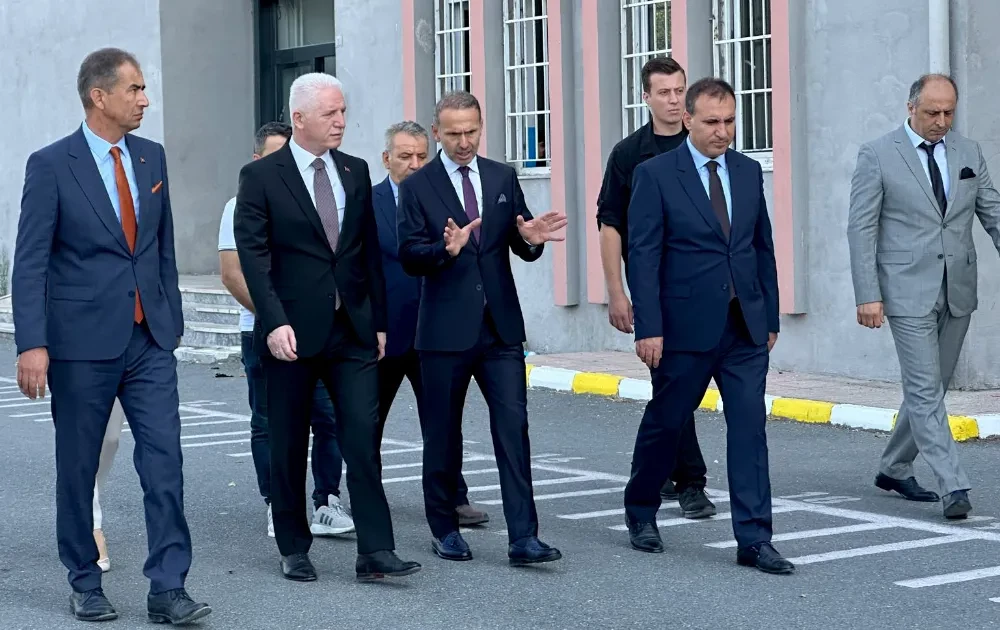 Vali Gül, Ruhi Sarıalp Spor Lisesi’ni Ziyaret Etti